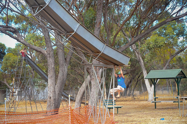 13507772094_b8930b6bc8_z