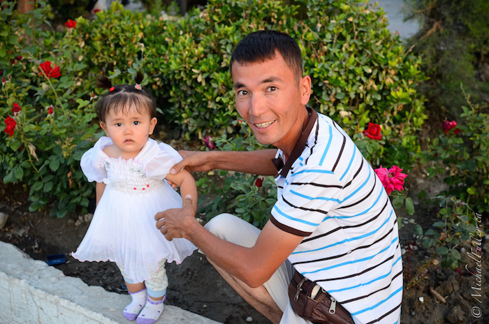 uzbek father daughter